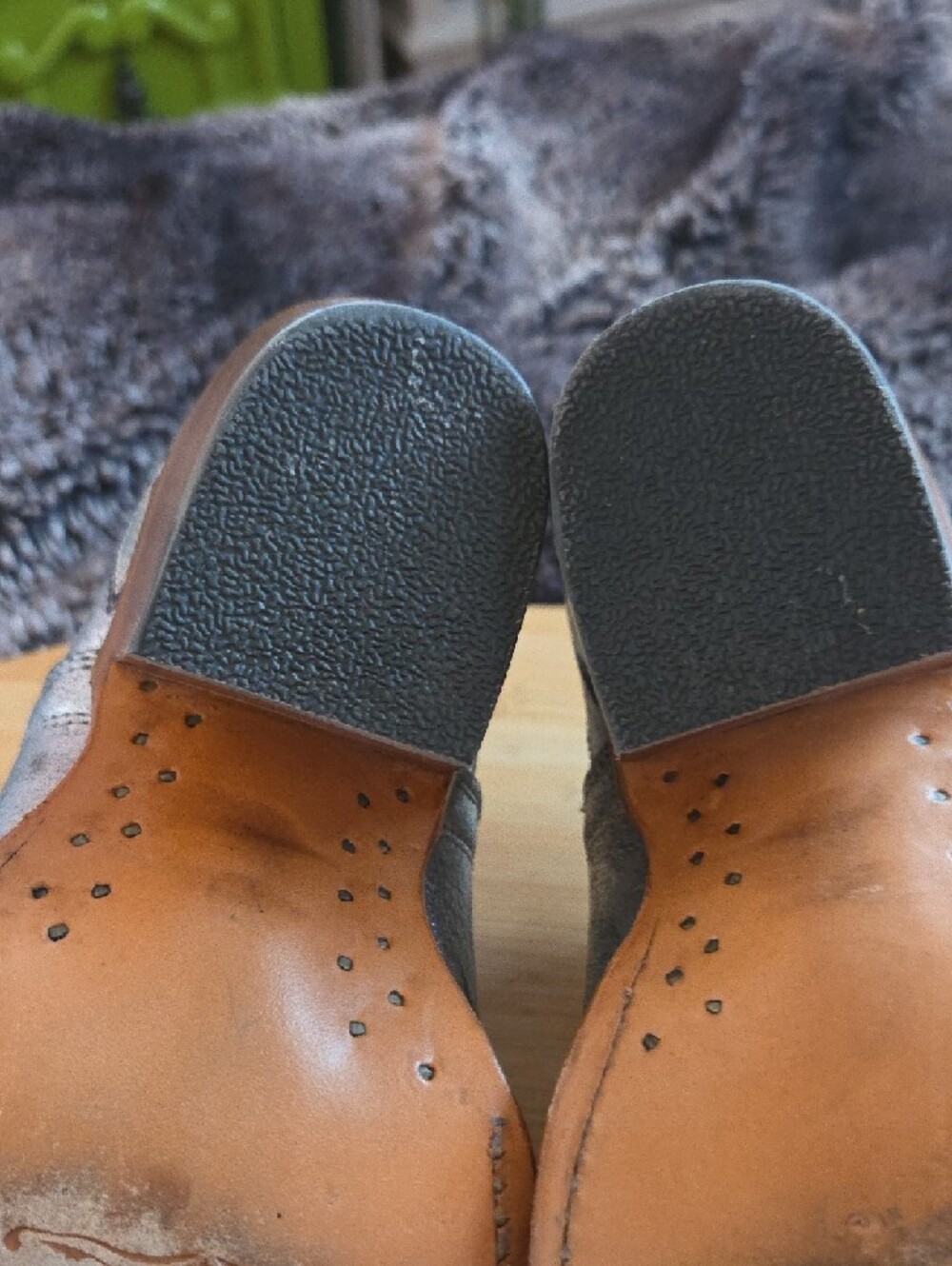 ARIAT Distessed Silver Leather Sniptoe Booties, 7.5 - Picture 4 of 12